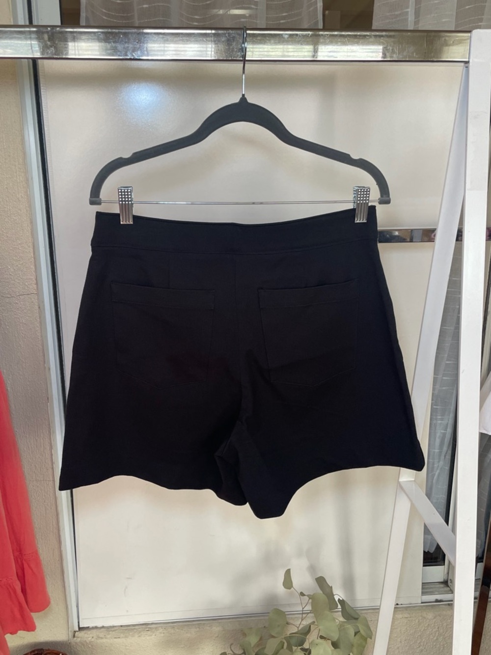 Spanx Polished 6” Classic Black Shorts Size M New Summer Everyday Wear - Picture 5 of 8